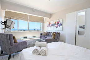 Sandringham - Basic Ground floor Studio on oceanfront with Sea Views